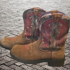 Upcycled hand painted Ariat boho western style round toe boho cowgirl boots